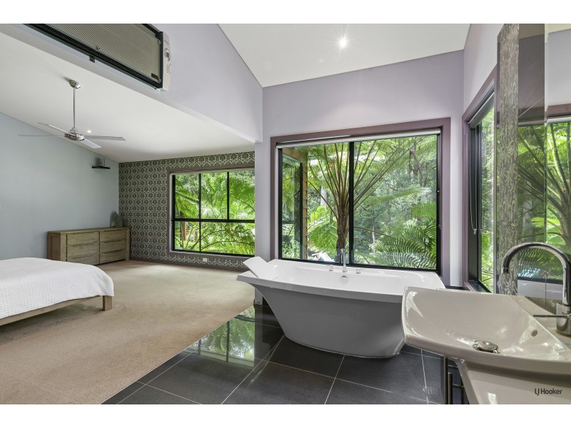 30 Kooringal Court, Tallebudgera QLD 4228