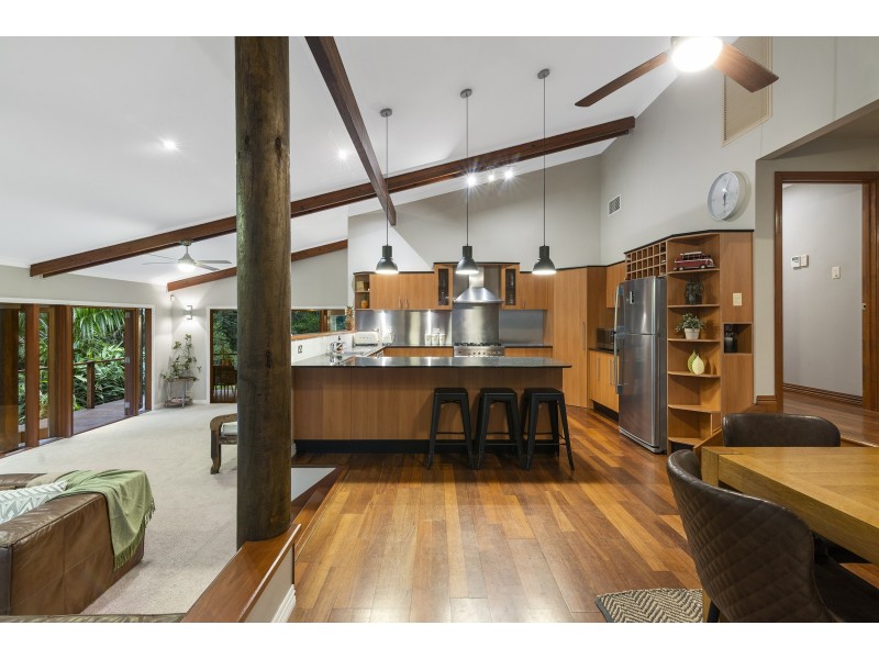 30 Kooringal Court, Tallebudgera QLD 4228