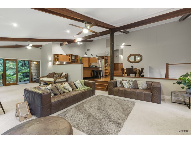 30 Kooringal Court, Tallebudgera QLD 4228