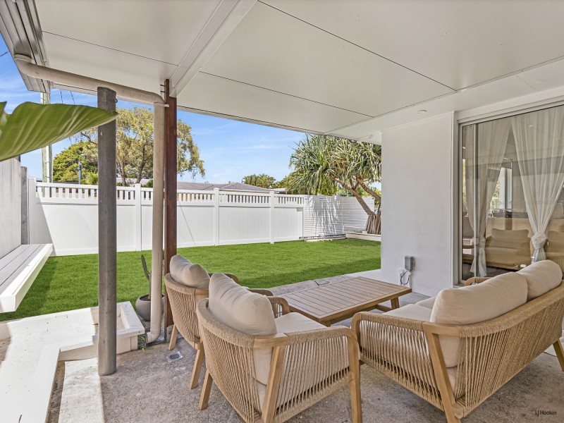 9 Tingira Street, Palm Beach QLD 4221