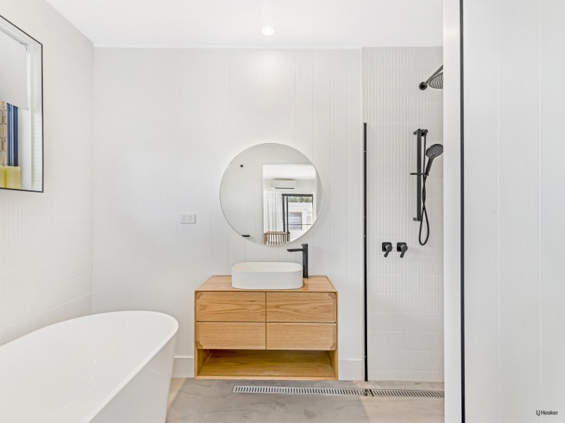 9 Tingira Street, Palm Beach QLD 4221