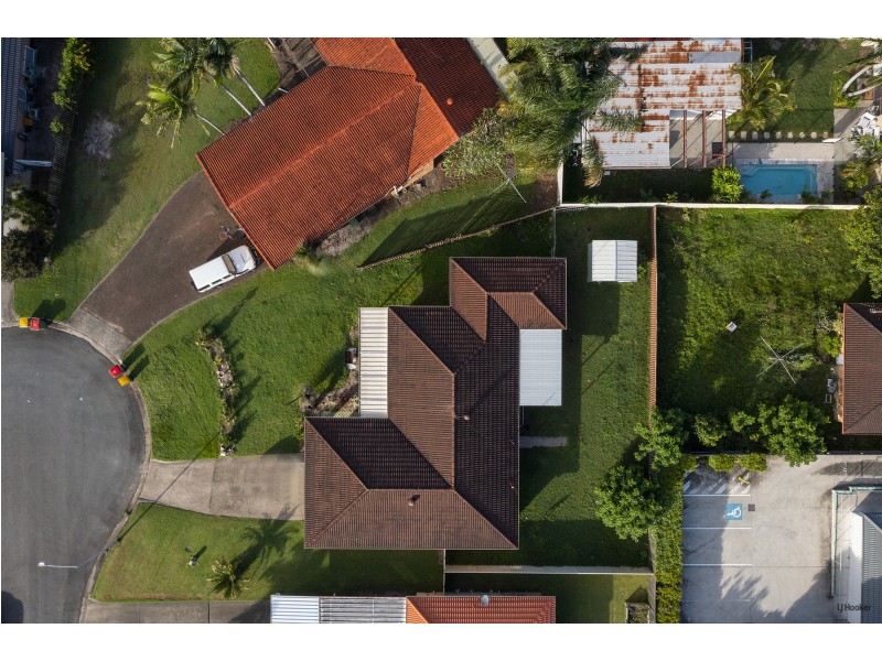 35 Colvillea Court, Palm Beach QLD 4221