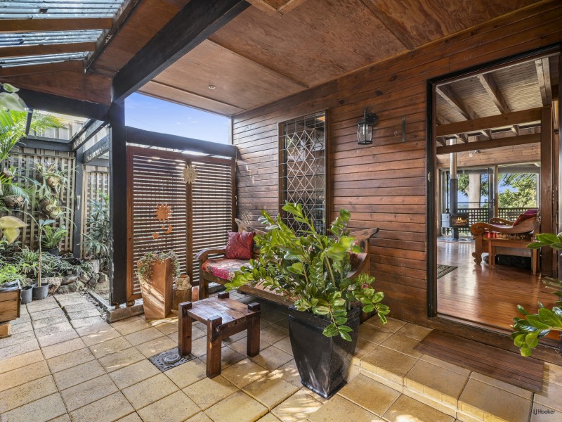 120 Simpsons Road, Currumbin Waters QLD 4223