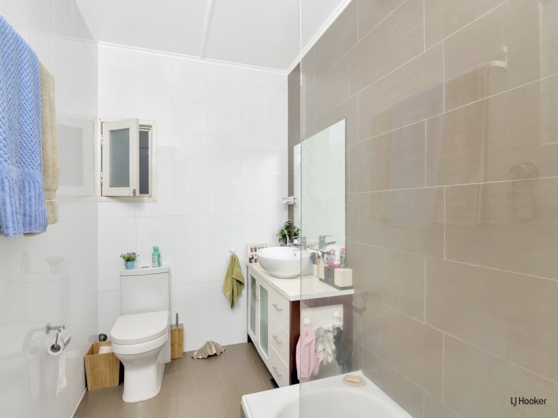 2/1424 Gold Coast Highway, Palm Beach QLD 4221