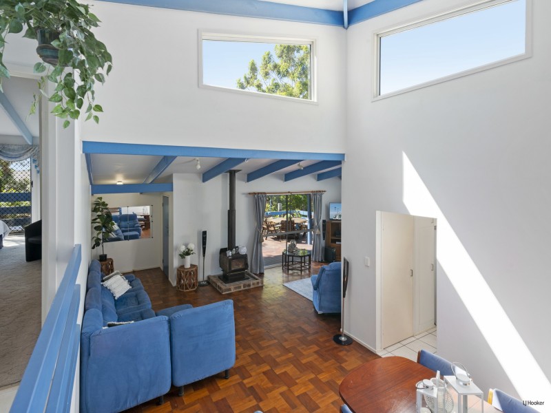 3 Rottnest Court, Elanora QLD 4221