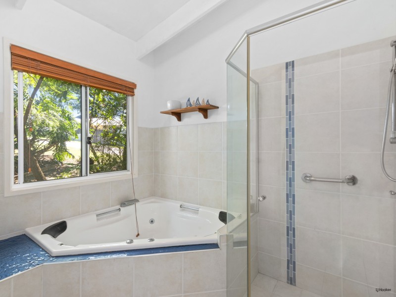 3 Rottnest Court, Elanora QLD 4221