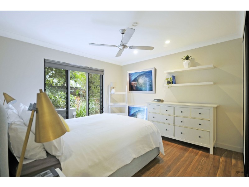 18 Domain Road, Currumbin QLD 4223