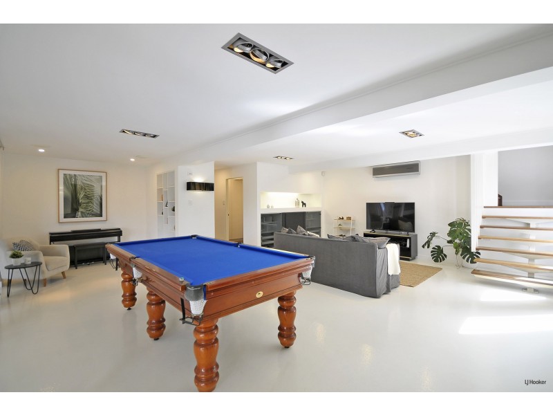 18 Domain Road, Currumbin QLD 4223