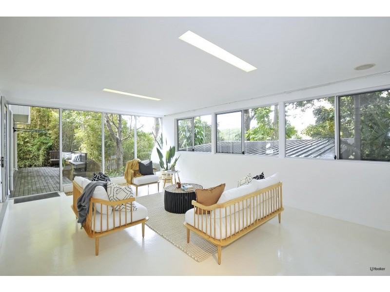 18 Domain Road, Currumbin QLD 4223