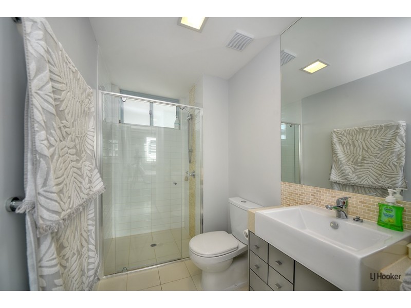 2205/10 Fifth Avenue, Palm Beach QLD 4221