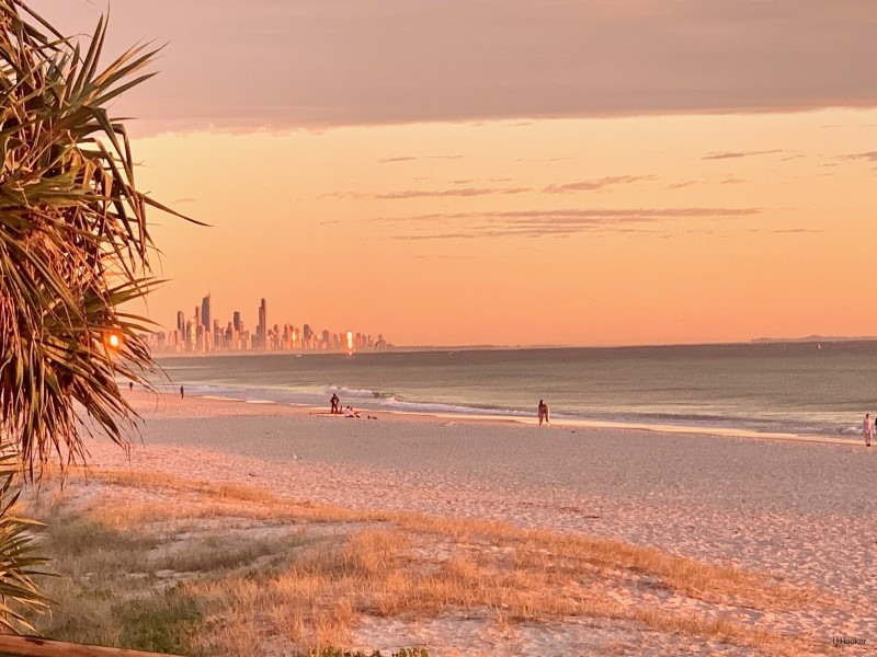 2205/10 Fifth Avenue, Palm Beach QLD 4221