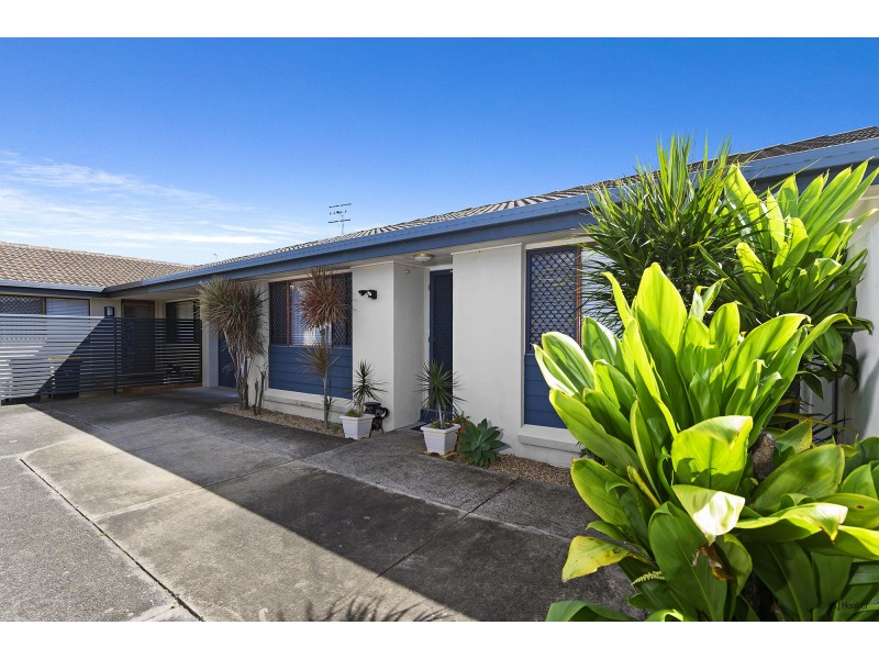 1/8 Morotai Avenue, Palm Beach QLD 4221