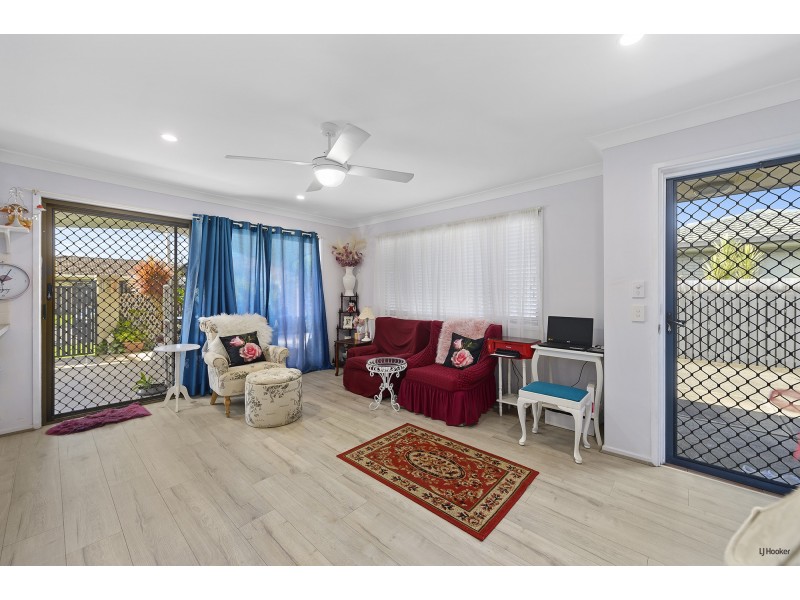 1/8 Morotai Avenue, Palm Beach QLD 4221