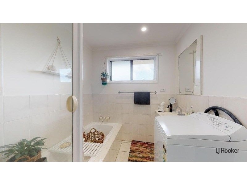 37/154 Currumbin Creek Road, Currumbin Waters QLD 4223