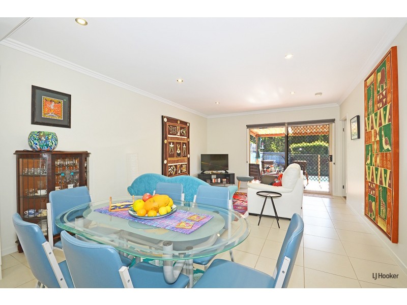 1/7 Bimbadeen Avenue, Banora Point NSW 2486