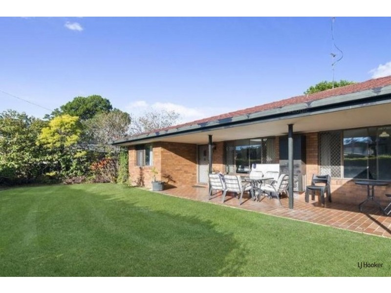 44 Fifth Avenue, Palm Beach QLD 4221