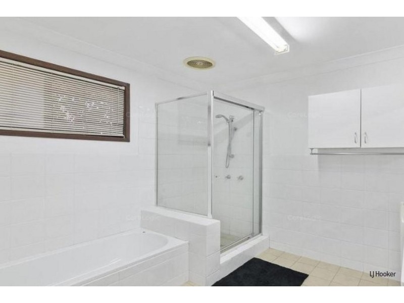 44 Fifth Avenue, Palm Beach QLD 4221