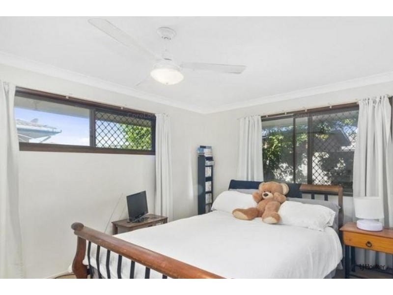 44 Fifth Avenue, Palm Beach QLD 4221