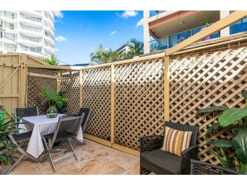 1/3 Nineteenth Avenue, Palm Beach QLD 4221