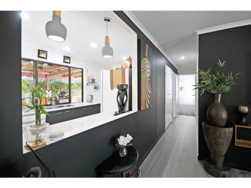 95 Ware Drive, Currumbin Waters QLD 4223