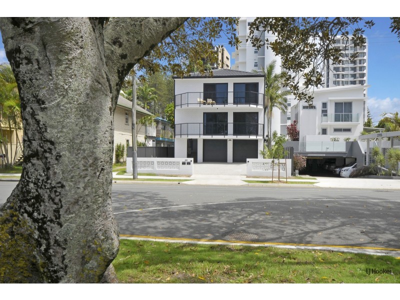 1/213 Boundary Street, Coolangatta QLD 4225