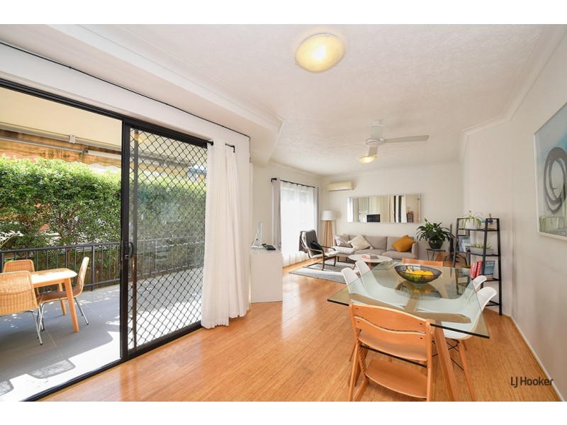 1/3 Ewart Street, Burleigh Heads QLD 4220