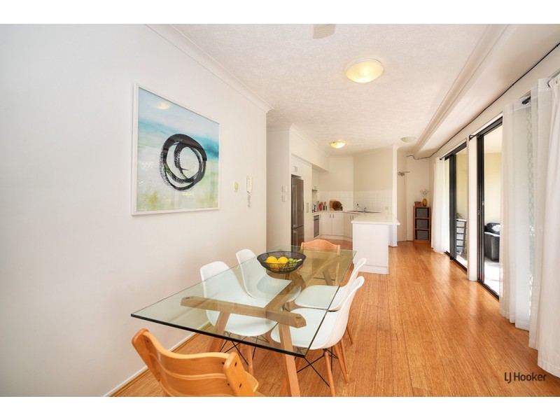 1/3 Ewart Street, Burleigh Heads QLD 4220