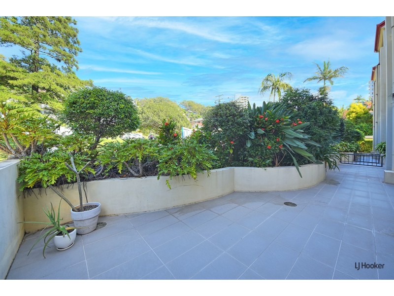 1/3 Ewart Street, Burleigh Heads QLD 4220
