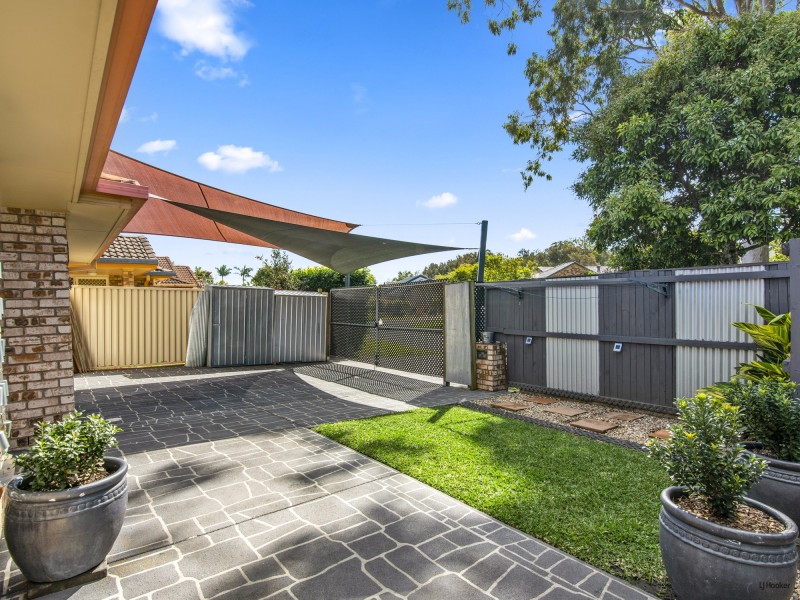 17 Typha Place, Elanora QLD 4221