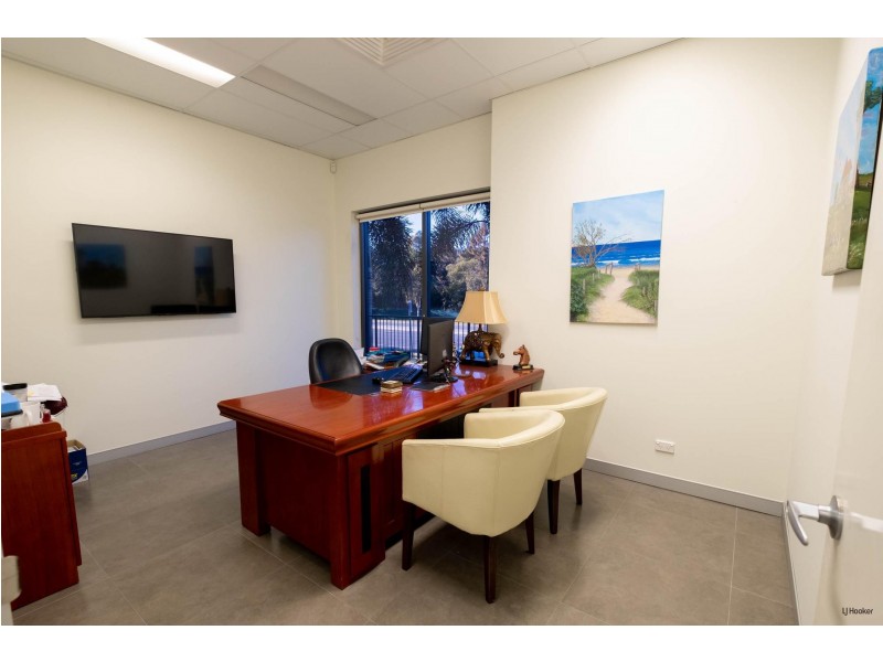 13 & 14/2 Acacia Court, Robina QLD 4226