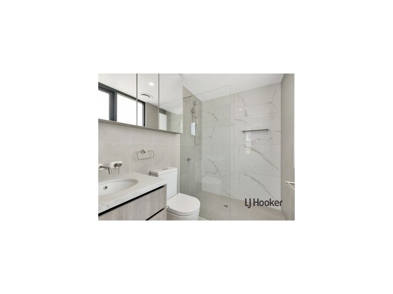 303/88 Jefferson Lane, Palm Beach QLD 4221