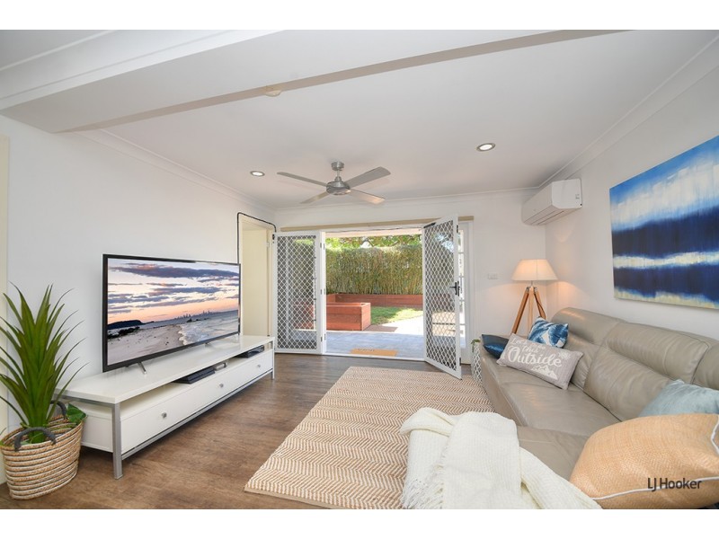 1/18 Leyte Avenue, Palm Beach QLD 4221