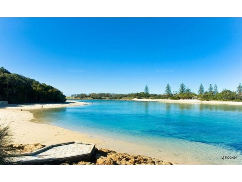 9/16 Mawarra Street, Palm Beach QLD 4221