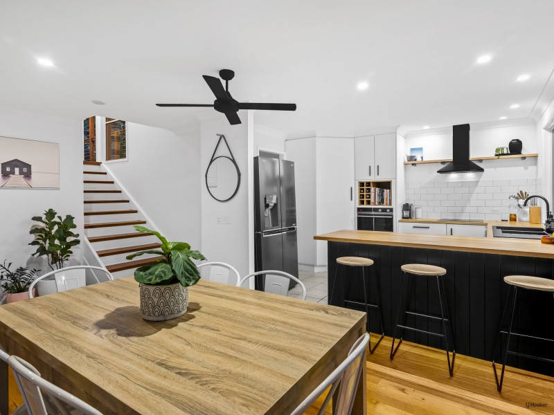 11 Aethalia Street, Currumbin Waters QLD 4223