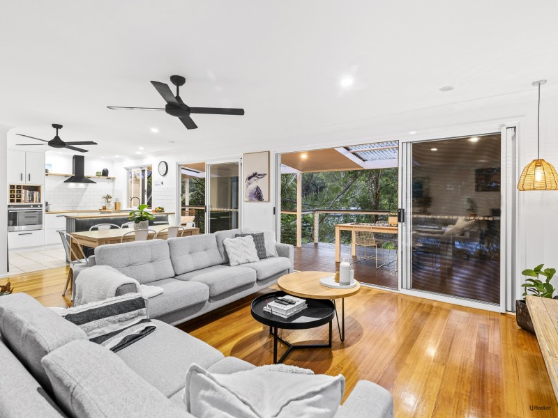 11 Aethalia Street, Currumbin Waters QLD 4223