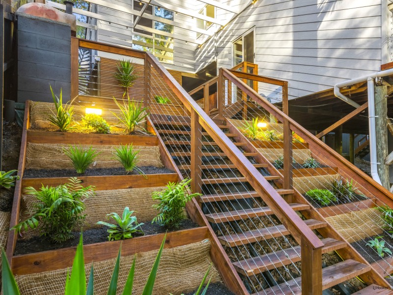 11 Aethalia Street, Currumbin Waters QLD 4223