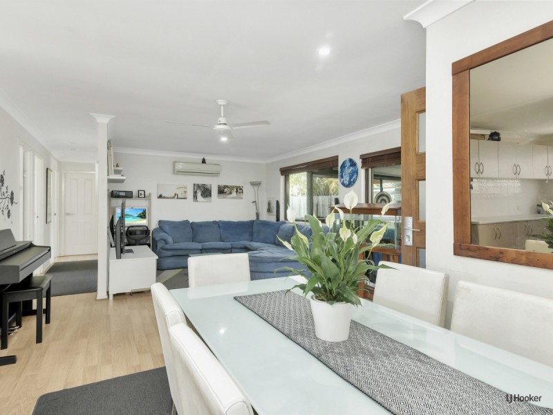 5 Amadeus Street, Elanora QLD 4221