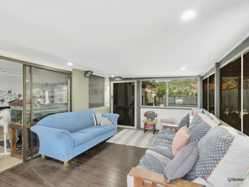 5 Amadeus Street, Elanora QLD 4221