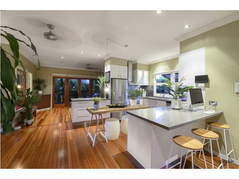 95 Palm Beach Avenue, Palm Beach QLD 4221