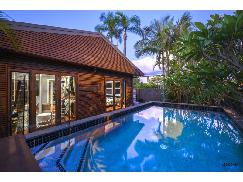 95 Palm Beach Avenue, Palm Beach QLD 4221