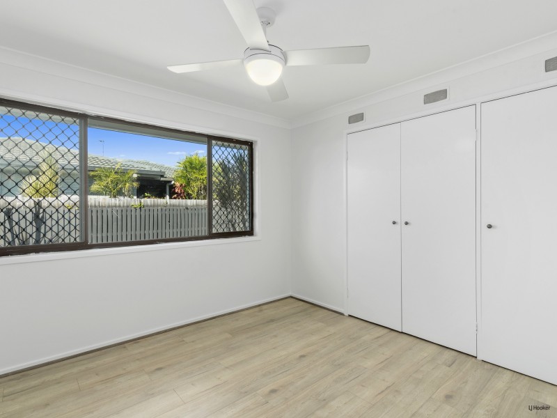 1/8 Morotai Avenue, Palm Beach QLD 4221