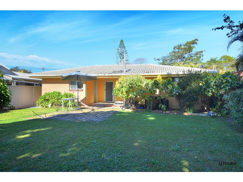 43 First Avenue, Palm Beach QLD 4221