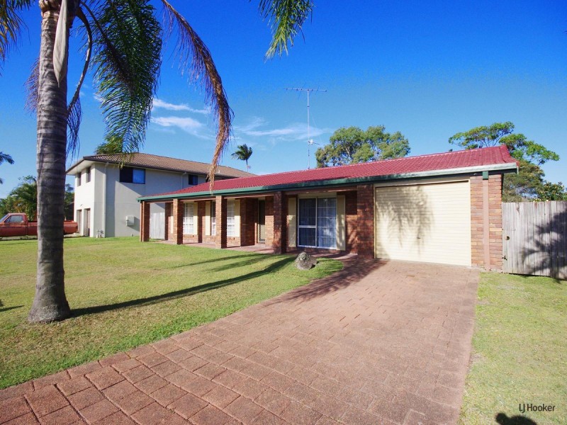 221 nineteenth Avenue, Palm Beach QLD 4221