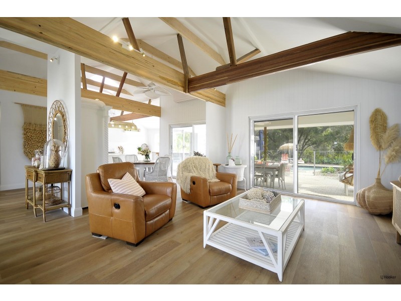 25 Kentia Court, Elanora QLD 4221