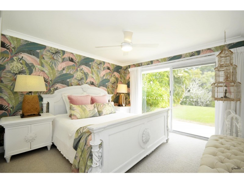 25 Kentia Court, Elanora QLD 4221