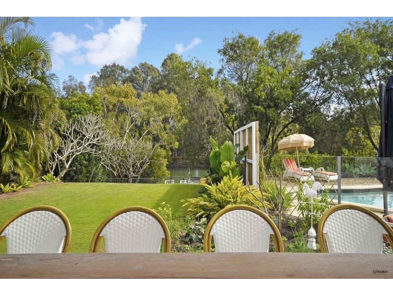 25 Kentia Court, Elanora QLD 4221