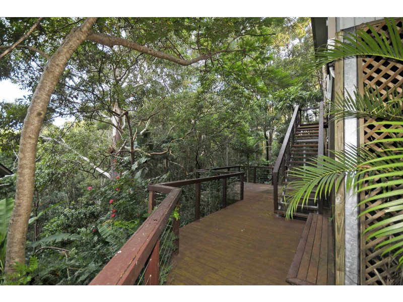 6 Sanctuary Crest, Currumbin QLD 4223