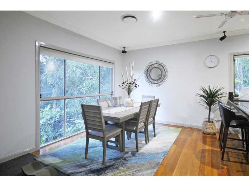 6 Sanctuary Crest, Currumbin QLD 4223