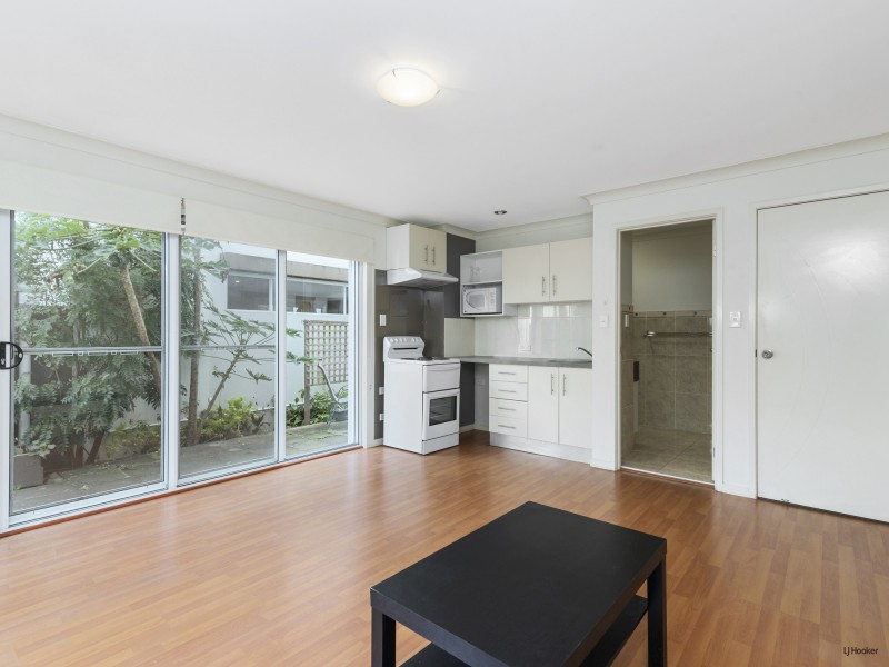 1/1254 Gold Coast Highway, Palm Beach QLD 4221