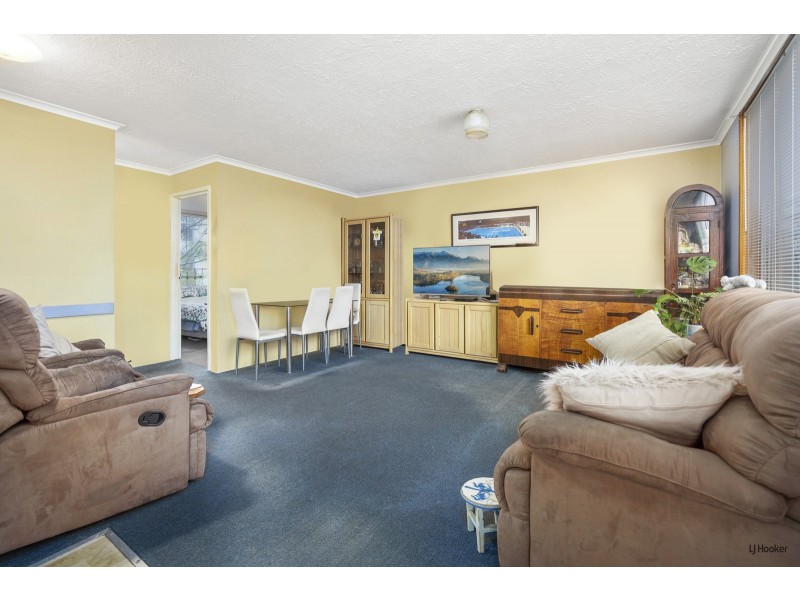 2/18 Mawarra Street, Palm Beach QLD 4221